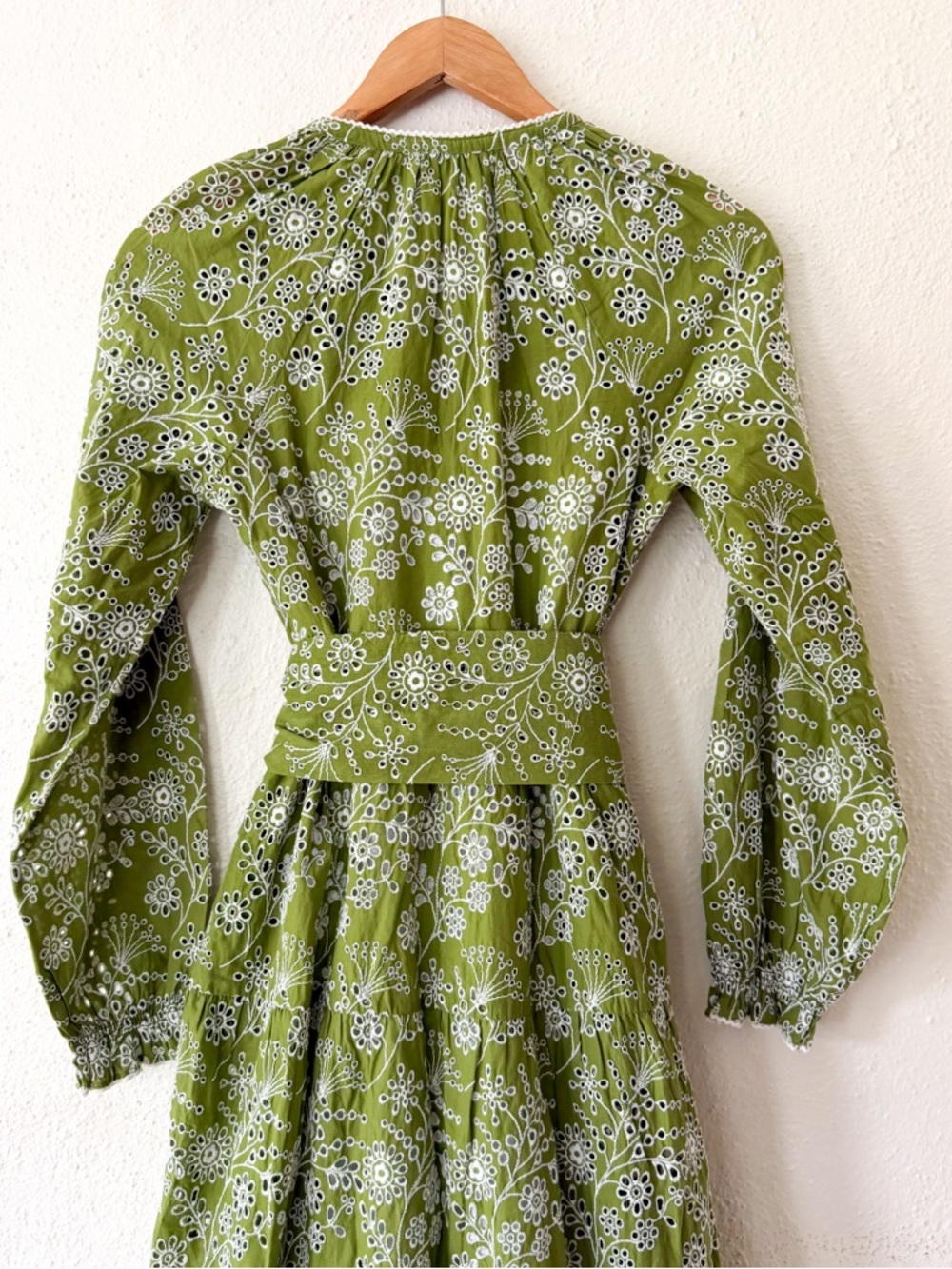 ME+EM Bespoke Contrast Green Broderie Long Sleeve Midi Dress - Picture 9 of 9